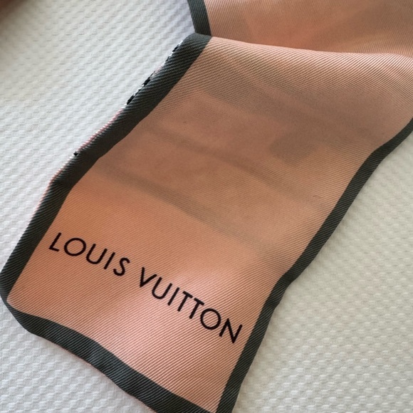 Louis Vuitton, 100% authentic, silk bandeau - Picture 2 of 11